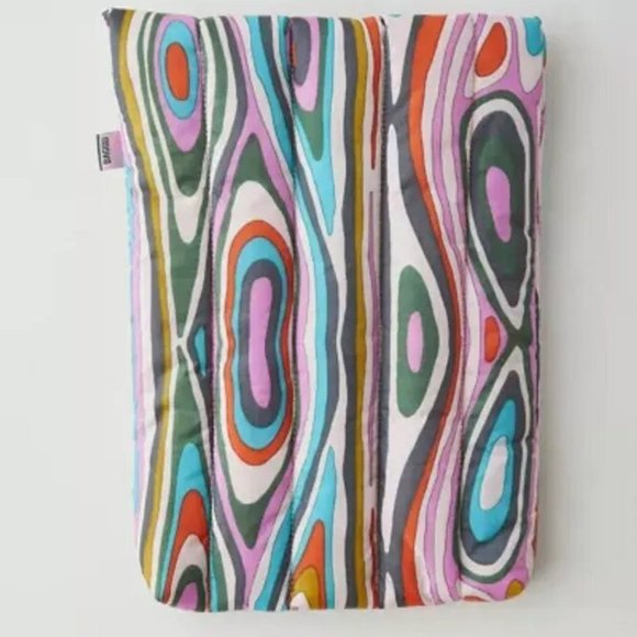 BAGGU Bags Nwt Baggu Puffy Laptop Sleeve 6 Candy Woodgrain Poshmark